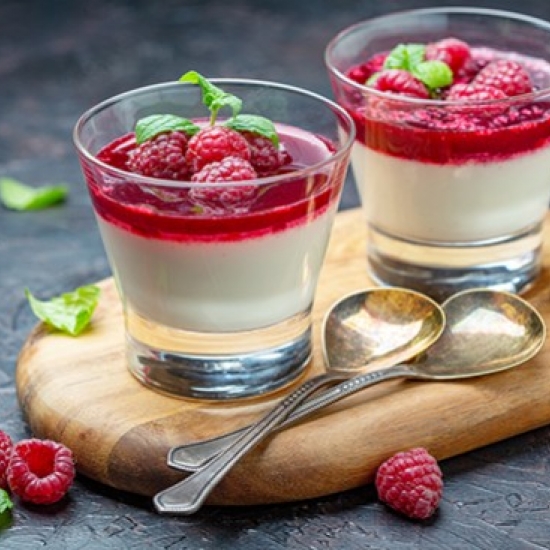 Pannacotta with Absente and raspberry coulis