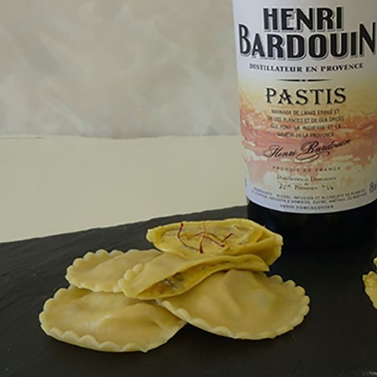 Ravioli with mackerel fillets flambé with Pastis Henri Bardouin saffron sauce