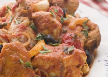 Chicken with HB Pastis, Tomatoes, Onions and Olives