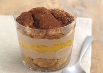 Tiramisu pêche et Rinquinquin par Gil Chauveau - saveursetpassions.com