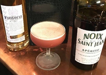 The Yuletide par Ian Mc Intrye, London DDP Ambassador du Nola Bar (London)