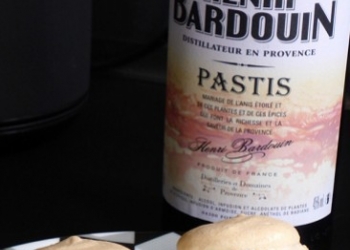 Macarons with pastis Henri Bardouin from Nancybuzz blog