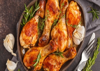 Chicken in the garlic and in the Pastis Henri Bardouin