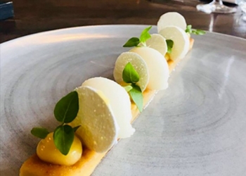 Pain de Gênes, crémeux au citron, glace au yuzu, sirop au Pastis Henri Bardouin 