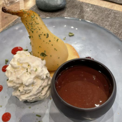 Poached pears with chocolate and Douce chantilly 